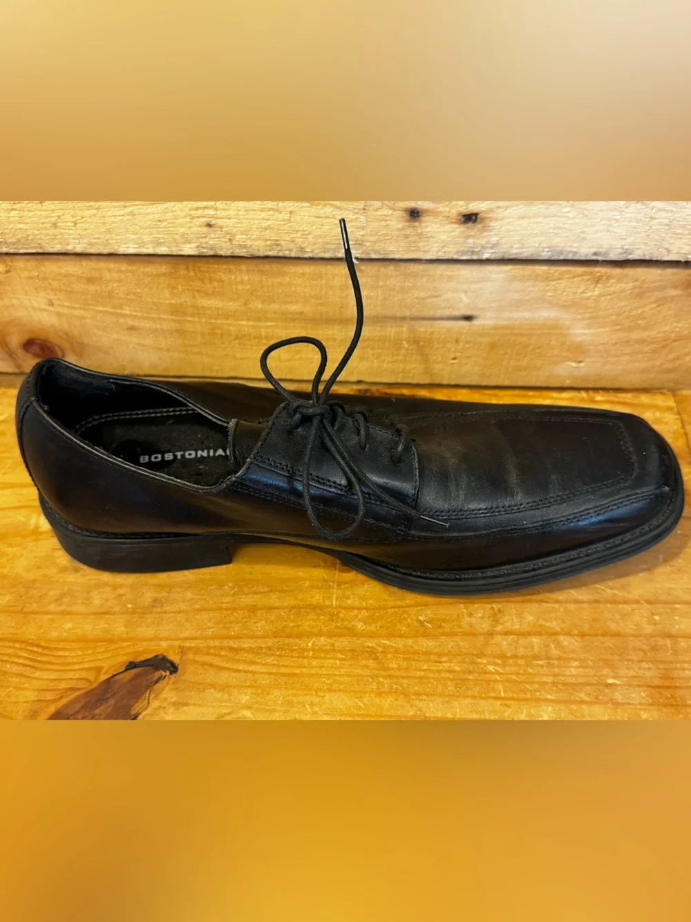 Bostonian Men’s Black Leather Square Toe Lace-Up Dress Shoes - Size 10